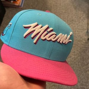 New era Miami heat SnapBack hat